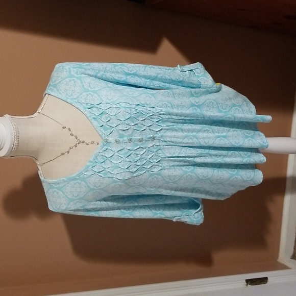 Kim Rodgers Tops - Ladies top size PS